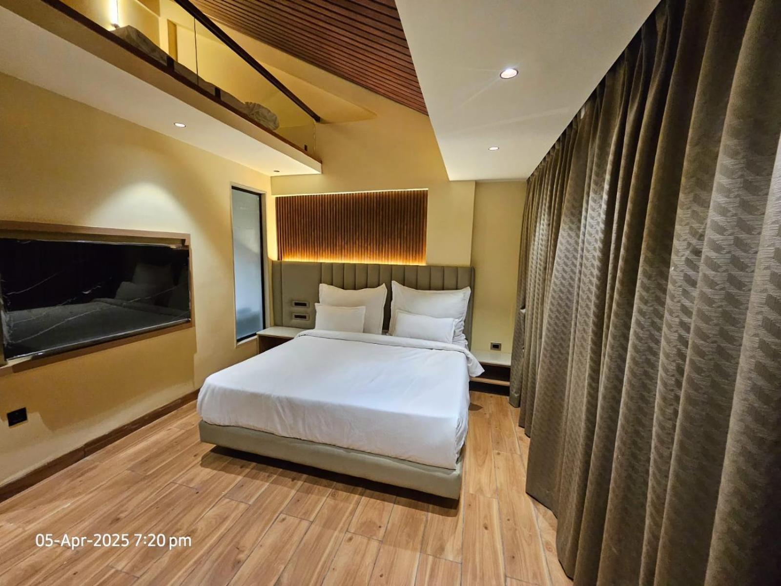 The Grand Suncity Hotel & Resorts Bhopal Exterior photo