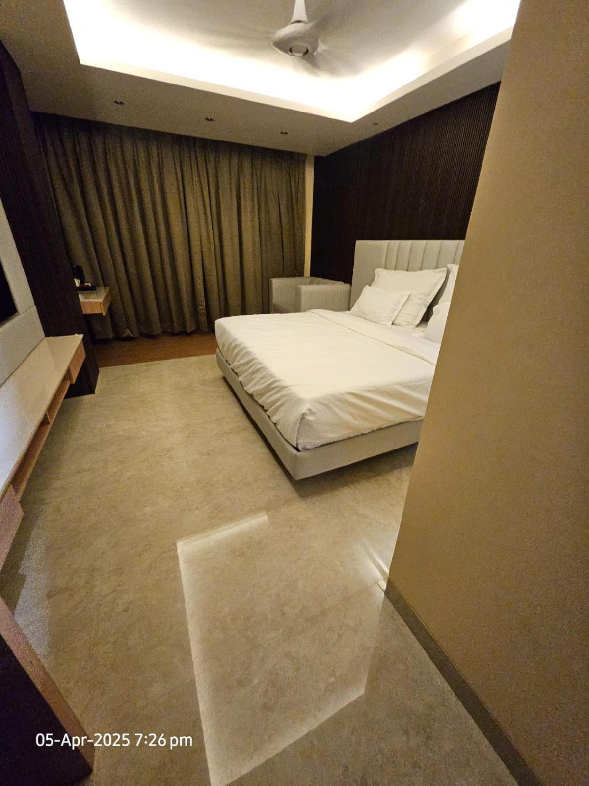 The Grand Suncity Hotel & Resorts Bhopal Exterior photo