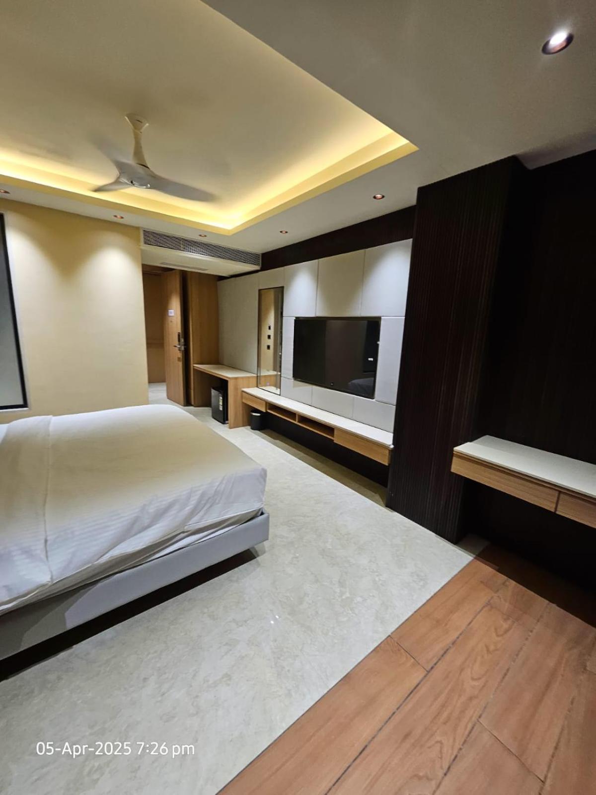 The Grand Suncity Hotel & Resorts Bhopal Exterior photo